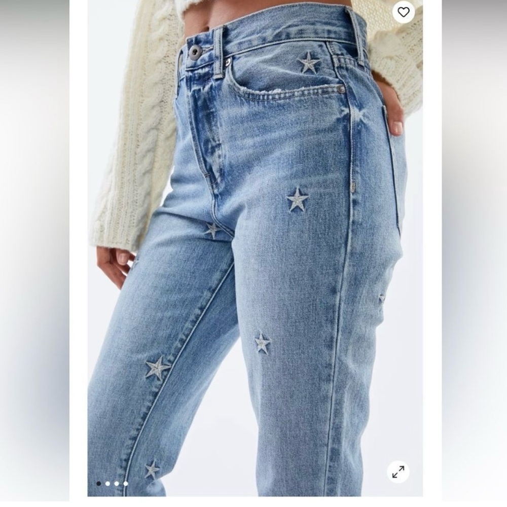 Pistola Jeans Charlie Star Embroidery High
Rise Straight Leg Size 26